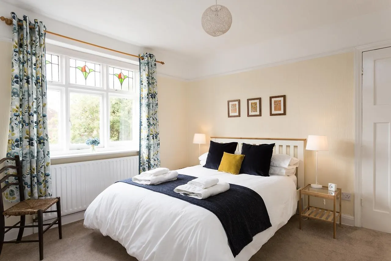 City Apartments - 4 Heworth Village - 3 Bed House 约克
