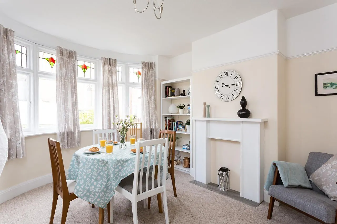 City Apartments - 4 Heworth Village - 3 Bed House 约克 英国